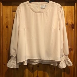 Dainty Jewell’s Cream Top